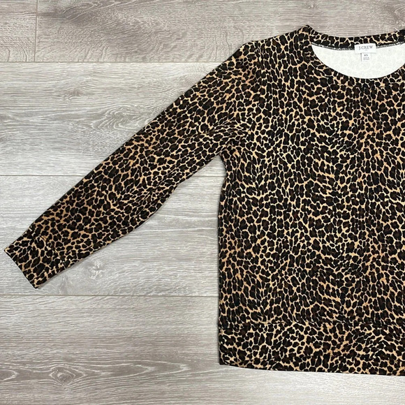 NWOT J. Crew Leopard Print Crewneck Raglan Sleeve Sweatshirt XS - Picture 4 of 15
